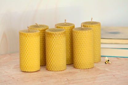 Velas de miel. Velas de 9cm de alto x 4.5cm de diámetro. VM09045.