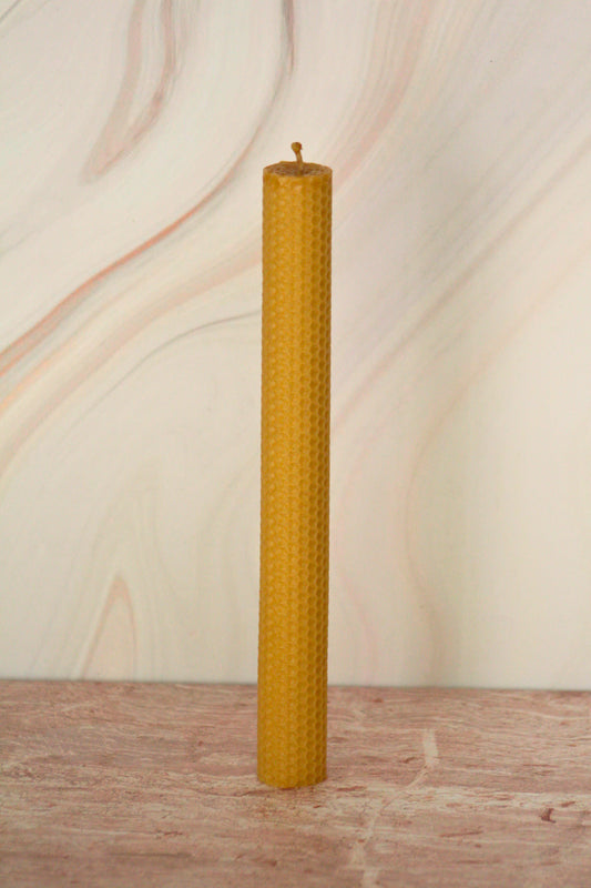 Velas de miel. Velas de 29cm de alto x 3cm de diámetro. VD29030.