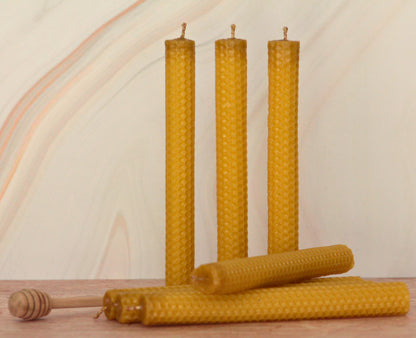 Velas de miel. Velas delgadas de 20cm de alto x 2cm de diámetro. VD20020.