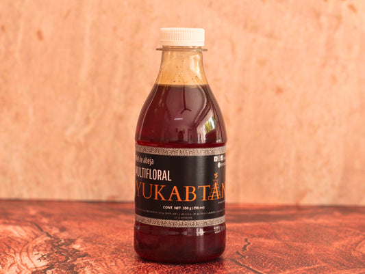Miel de abeja, botella PET. Contenido 350gr.