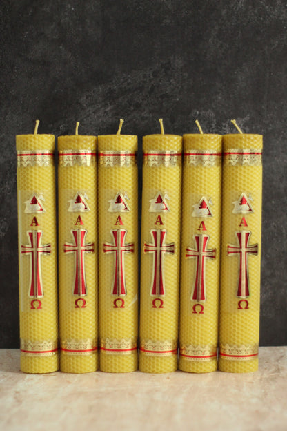 Cirios pascuales de cera de abeja